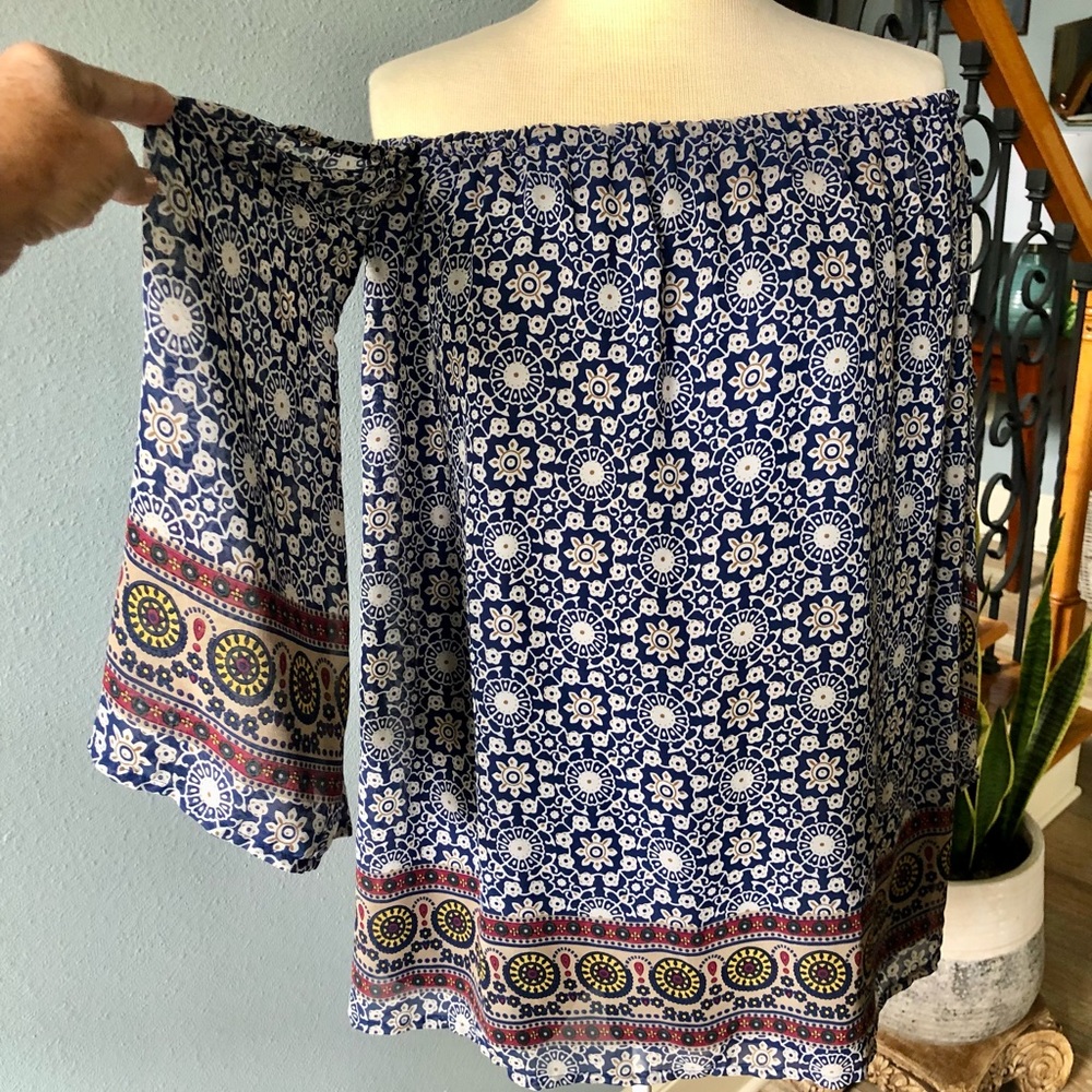 En Crème Off The Shoulder Dress
